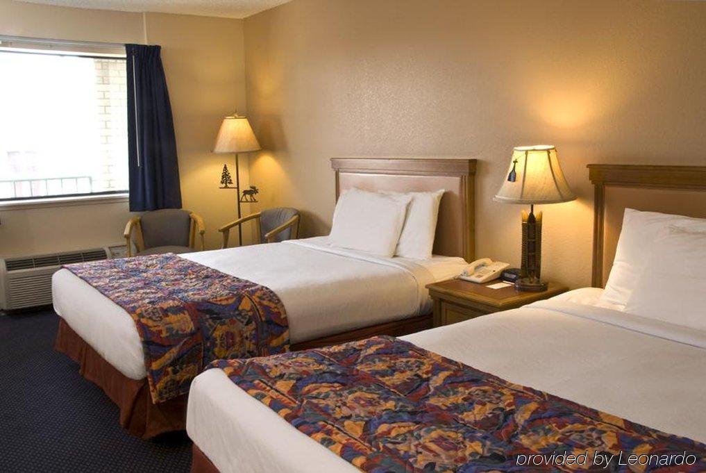 American Eagle Inn & Suites Branson Pokój zdjęcie